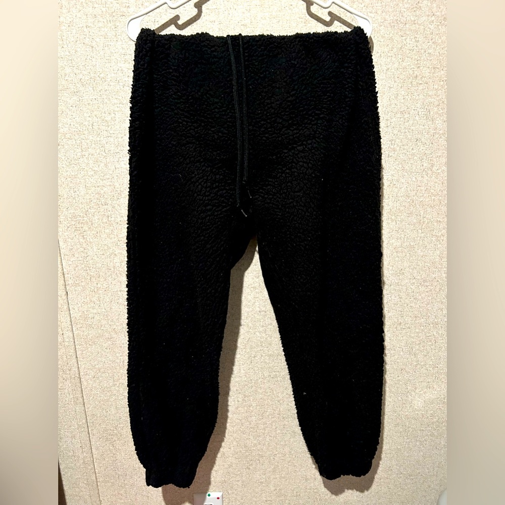 Large Fuzzy Sweatpants